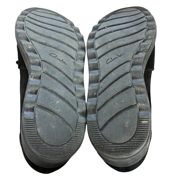 Clarks Black Loafers with Tassels and Platform Sole - Picture 15 of 16